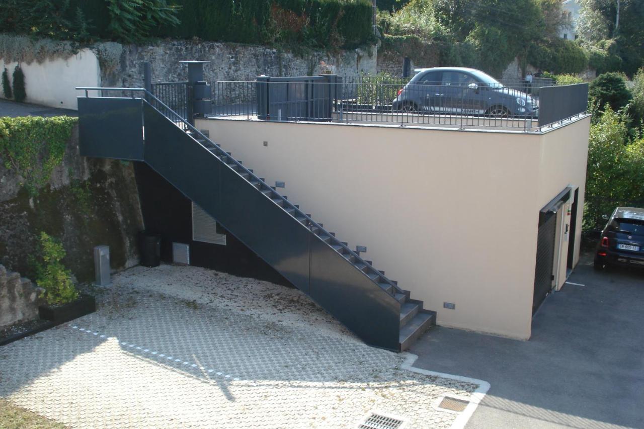 Leman Apartment โทนง-เลส์-แบงส์ ภายนอก รูปภาพ